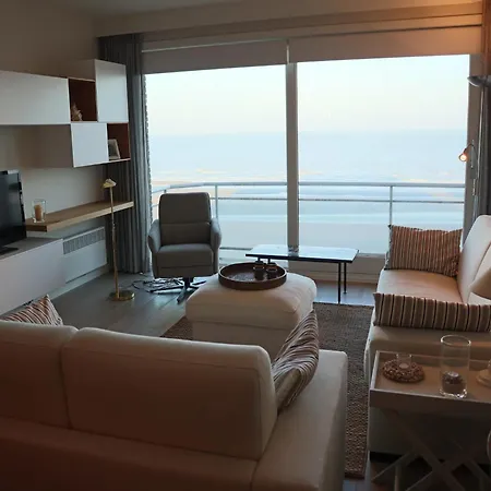 Seagull 302 With Beautiful Sea Views דירה